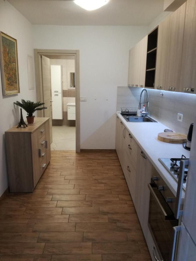 Guesthouse Skofije Ob Parenzani Spodnje Skofije Bagian luar foto